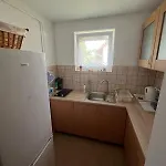 Kristály *