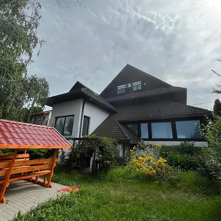 Kristály Apartmán *