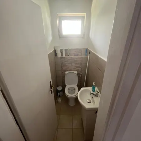 Kristaly Apartmanhaz Vonyarcvashegy