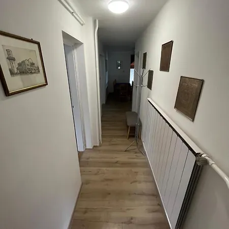 Kristaly Apartmanhaz Apartment Vonyarcvashegy