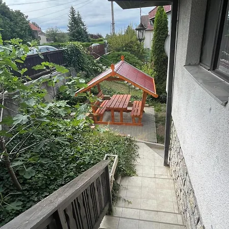 Kristaly Apartmanhaz *