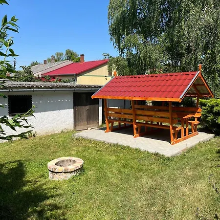 Kristaly Apartmanhaz *