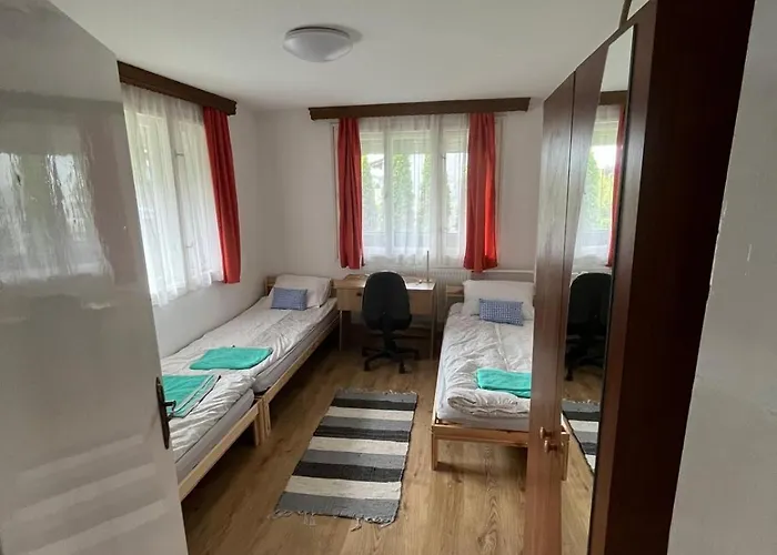 דירה Kristaly Apartmanhaz פוניארצוושהג'