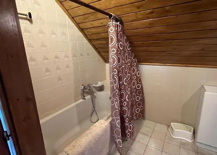 Kristaly Apartmanhaz דירה *